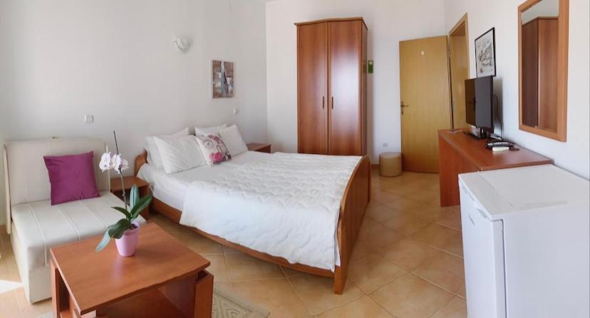 Apartments Hollaj Ulcinj Exterior foto