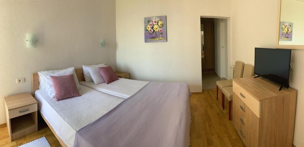 Apartments Hollaj Ulcinj Exterior foto